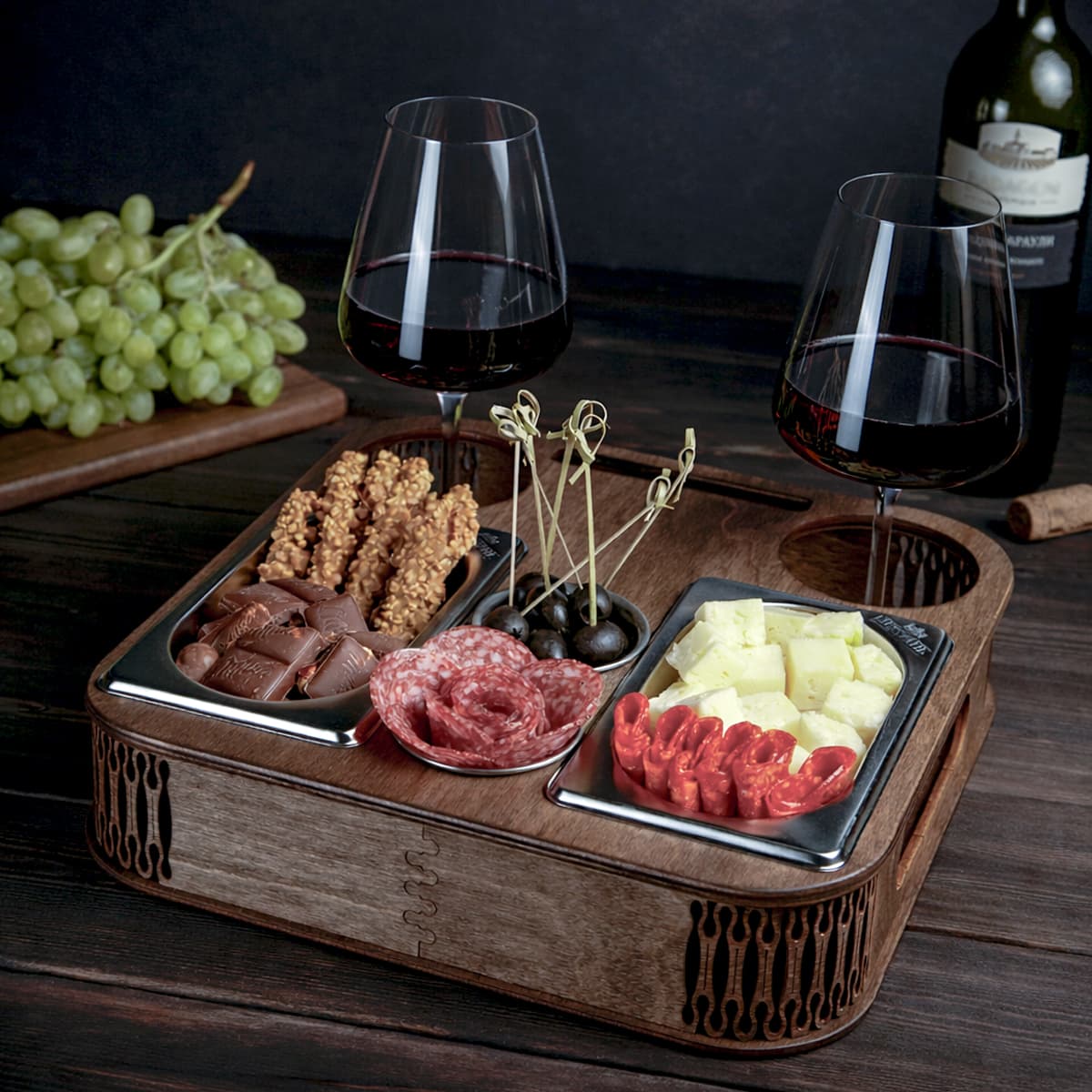 Поднос для напитков и закусок Орех Нерж